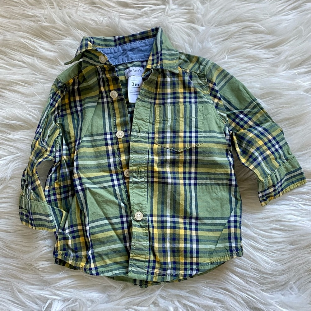 🧸🧸 Carter’s Baby Button Up/Down Shirt